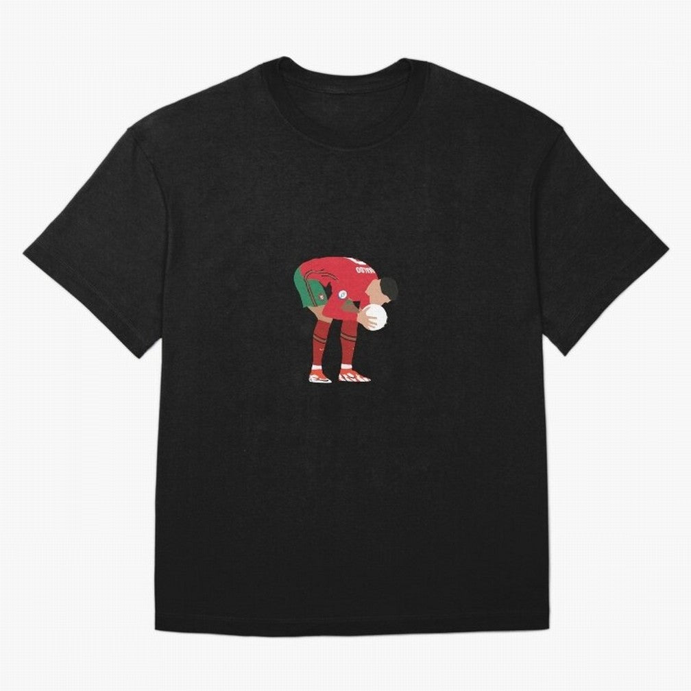 cristiano ronaldo ball kiss Oversized T-Shirt Live the Energy of the FIFA World Cup 2026 USA Canada Mexico Journey through Cristiano Ronaldo Highlights, Spain Pride, Football Festival Excitement, Trophy Ambitions, Country Rivalries and Star Player