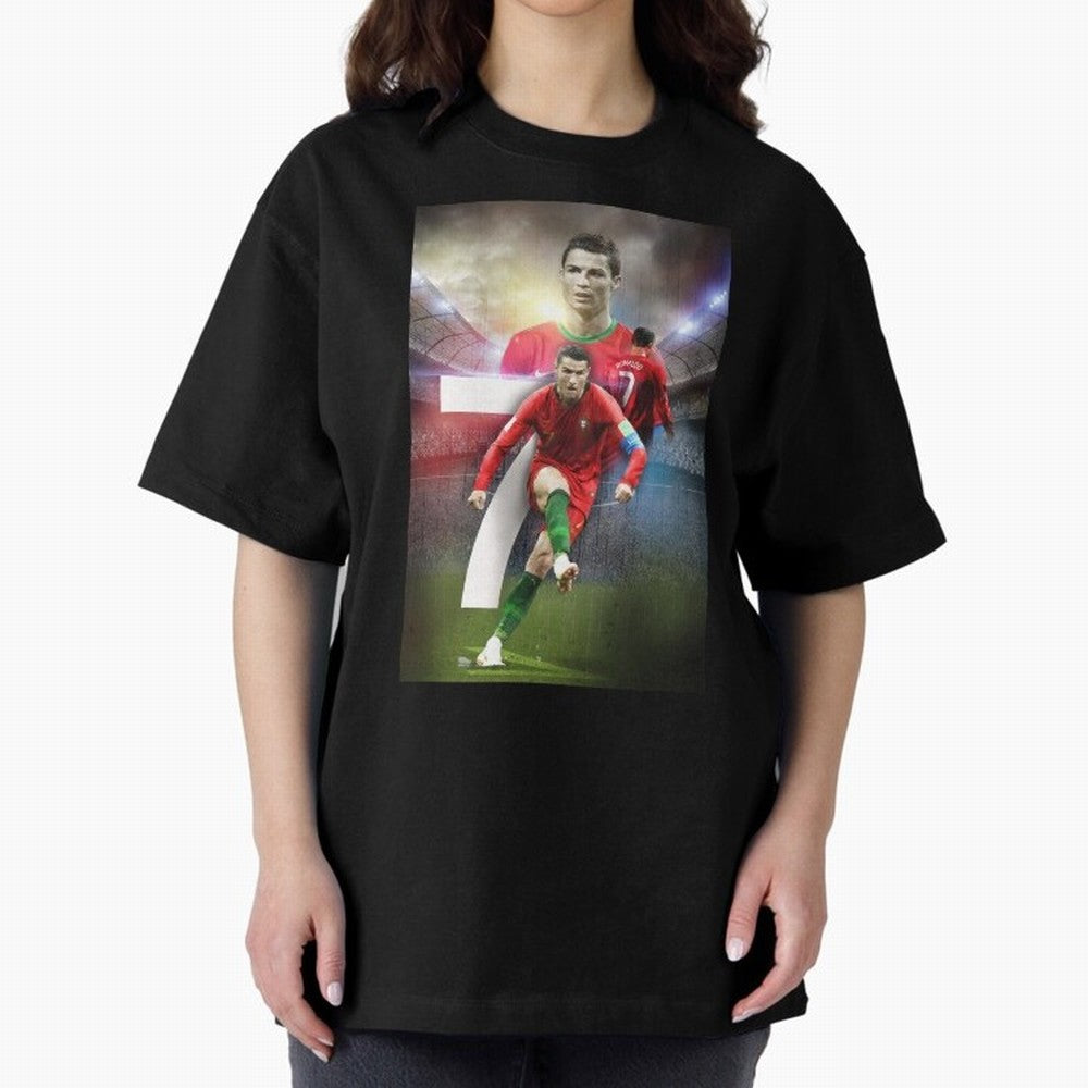 Cristiano Ronaldo Manchester United 4 Oversized T-Shirt Carry Global Football Passion for FIFA World Cup 2026, Featuring Messi, CR7 and Mbappe, France, Sports Nostalgia, International Competition, Famous Players and Unforgettable Victories; Made