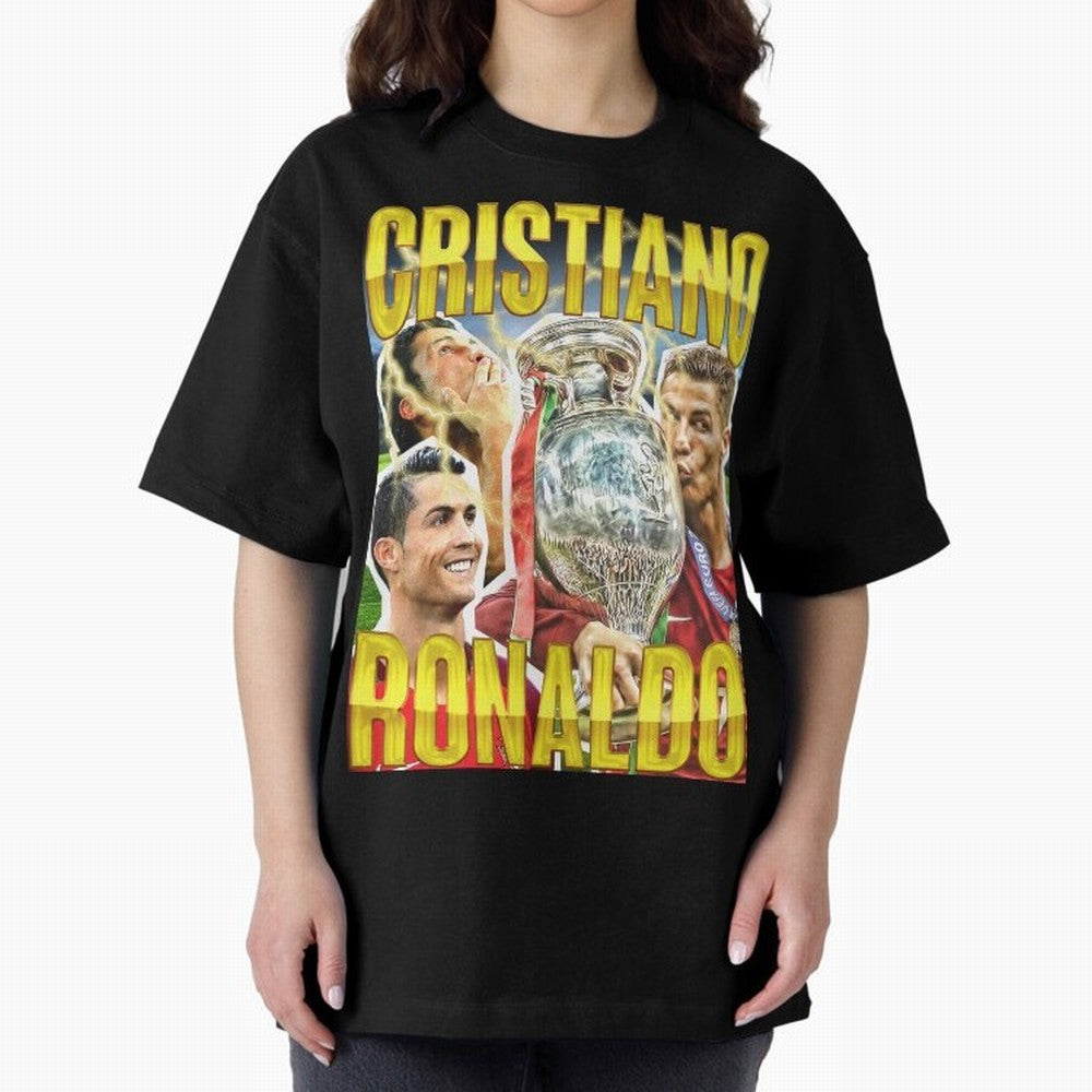 Cristiano Ronaldo CR7 SIUUU El Bicho Vintage Retro Design Oversized T-Shirt Live for the Drama of FIFA World Cup 2026 Built around Messi, CR7 and Mbappe, France Energy, Football Festival Excitement, Trophy Ambitions, Country Rivalries and Star