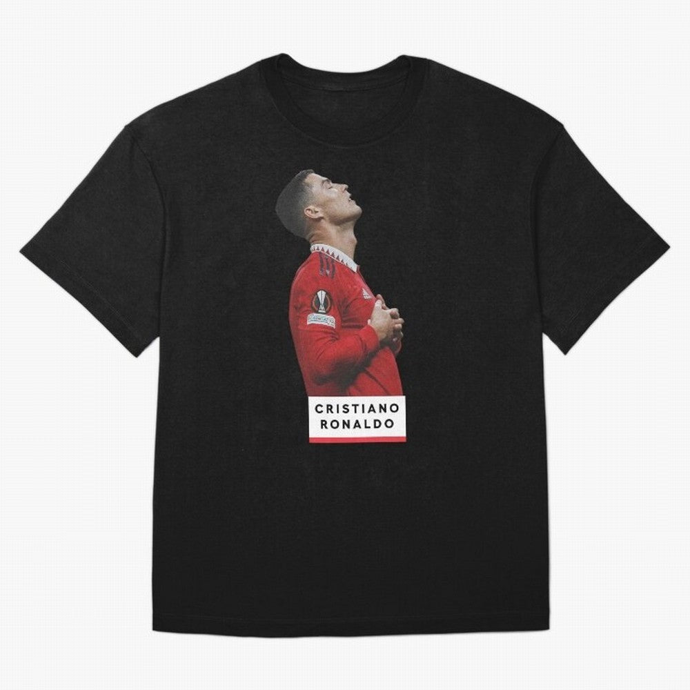 New Celebration Ronaldo Oversized T-Shirt Capture Global Football Passion for FIFA World Cup 2026, Capturing Messi and Cristiano Ronaldo, Brazil, Championship Spirit, Famous Goals, Roaring Crowds and International Football Unity; Made for