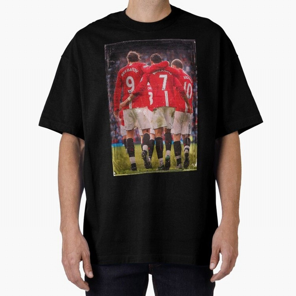 Ronaldo Berbatov Rooney Oversized T-Shirt Celebrate Soccer Greatness during FIFA World Cup 2026 for Fans of Messi, Neymar and Mbappe and Portugal, Spain and Germany, Bringing Supporter Pride, Iconic Celebrations, Legendary Names and Global Match