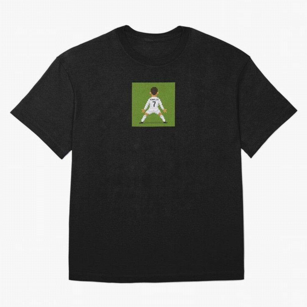 Cristiano Ronaldo Real Madrid Pixel Siuuu Art Oversized T-Shirt Show Championship Spirit for FIFA World Cup 2026 Spirit, with Netherlands, Neymar, Football Passion, Legendary Performances, Festival Vibes and Supporter Community; Perfect for Fans,