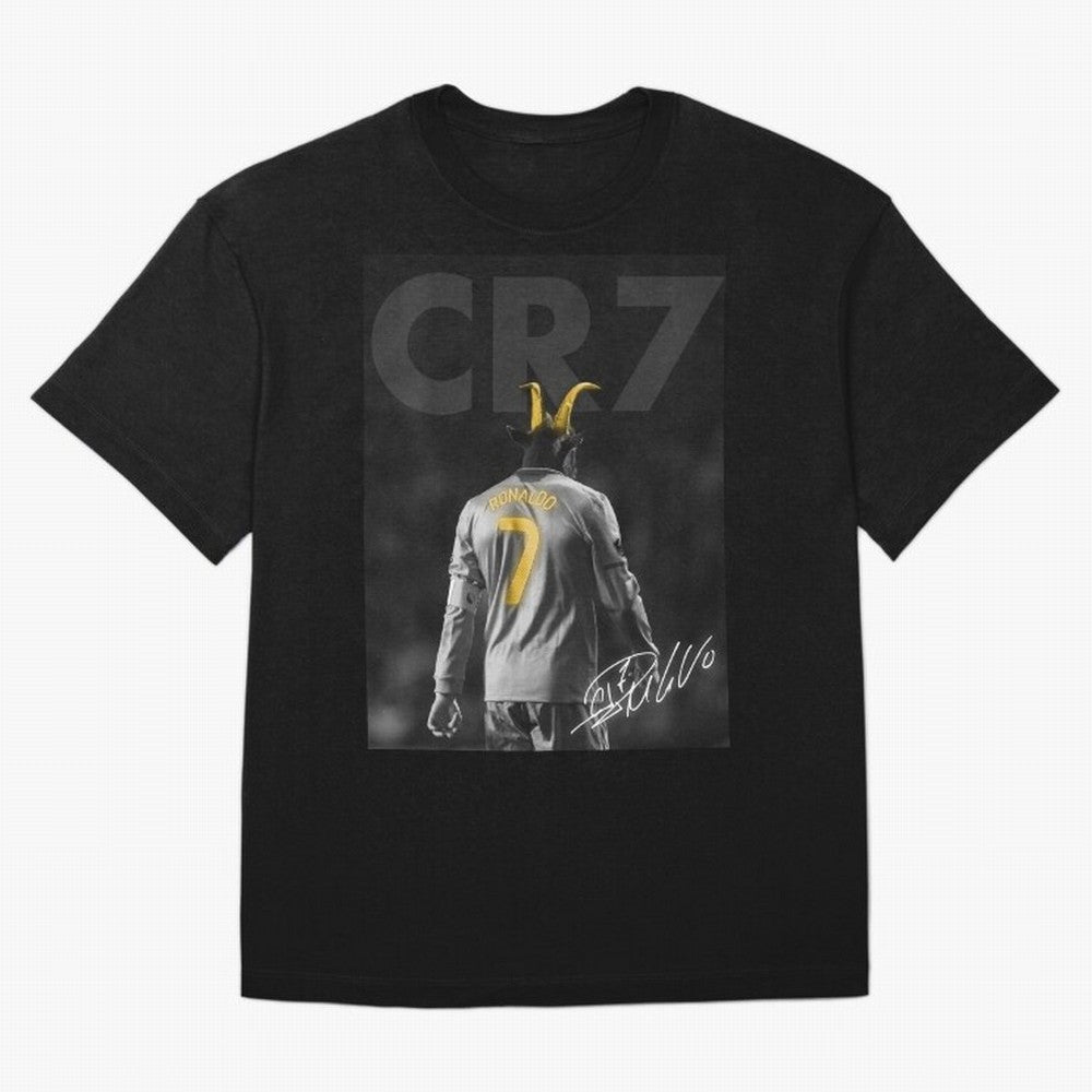CR7 The Goat Poster Oversized T-Shirt Live for the Drama of Match Day Hype around FIFA World Cup 2026, Messi, Netherlands, Sports Nostalgia, International Competition, Famous Players and Unforgettable Victories; Ideal for Fans Who Follow Messi,