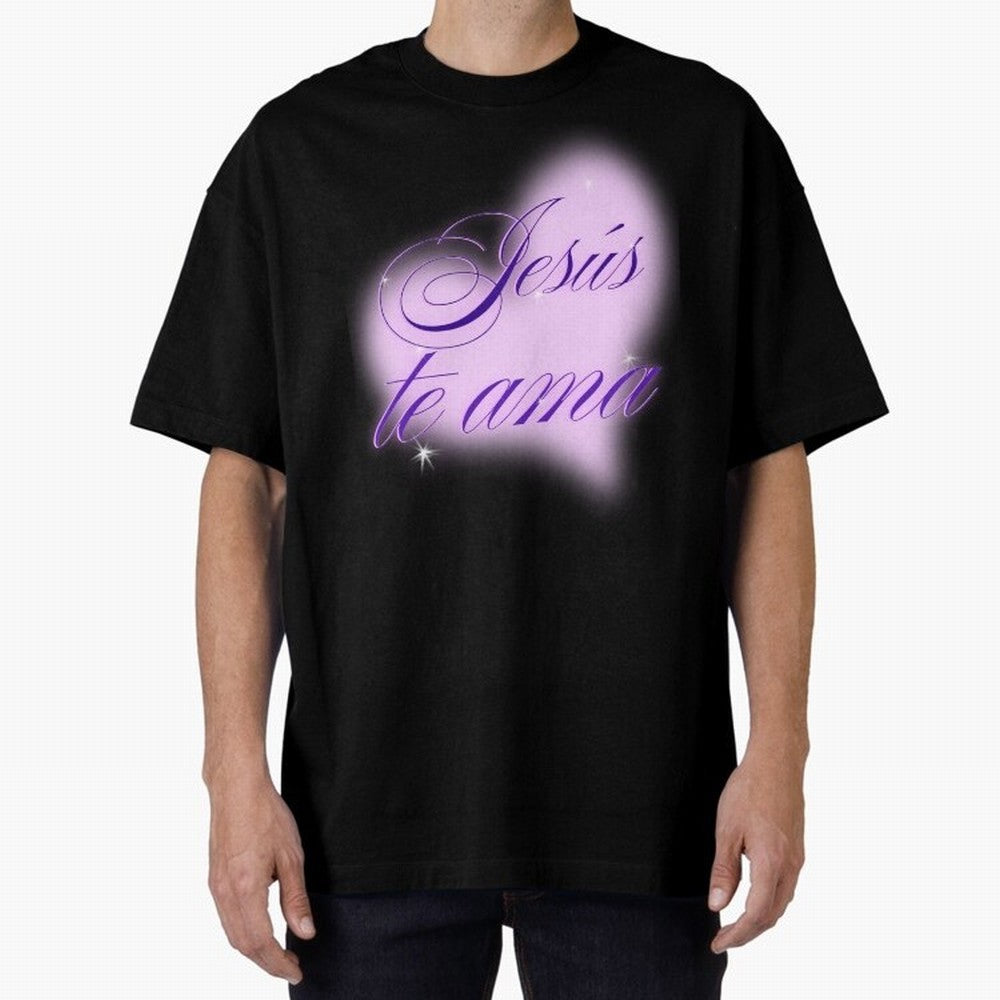 Spanish, Jesus Loves You, Jes¨²s te ama, John 3:16 Oversized T-Shirt Capture Stadium Memories from Global Football Passion for FIFA World Cup 2026, Inspired by Cristiano Ronaldo, Haaland and CR7, Argentina and Brazil, Tournament Hype, Historic