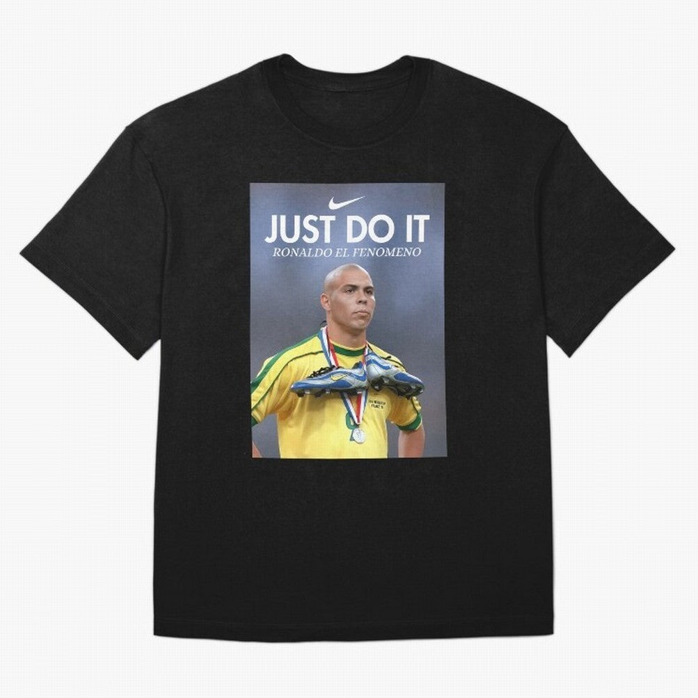 Ronaldo Fenomeno Ronaldo Nazario Vintage Sports Decor Living Room Decor For Walls Sports Bedroom Decor Game Room Decor R9 Oversized T-Shirt Experience Global Football Passion for FIFA World Cup 2026 USA Canada Mexico, Filled with CR7 and Messi,