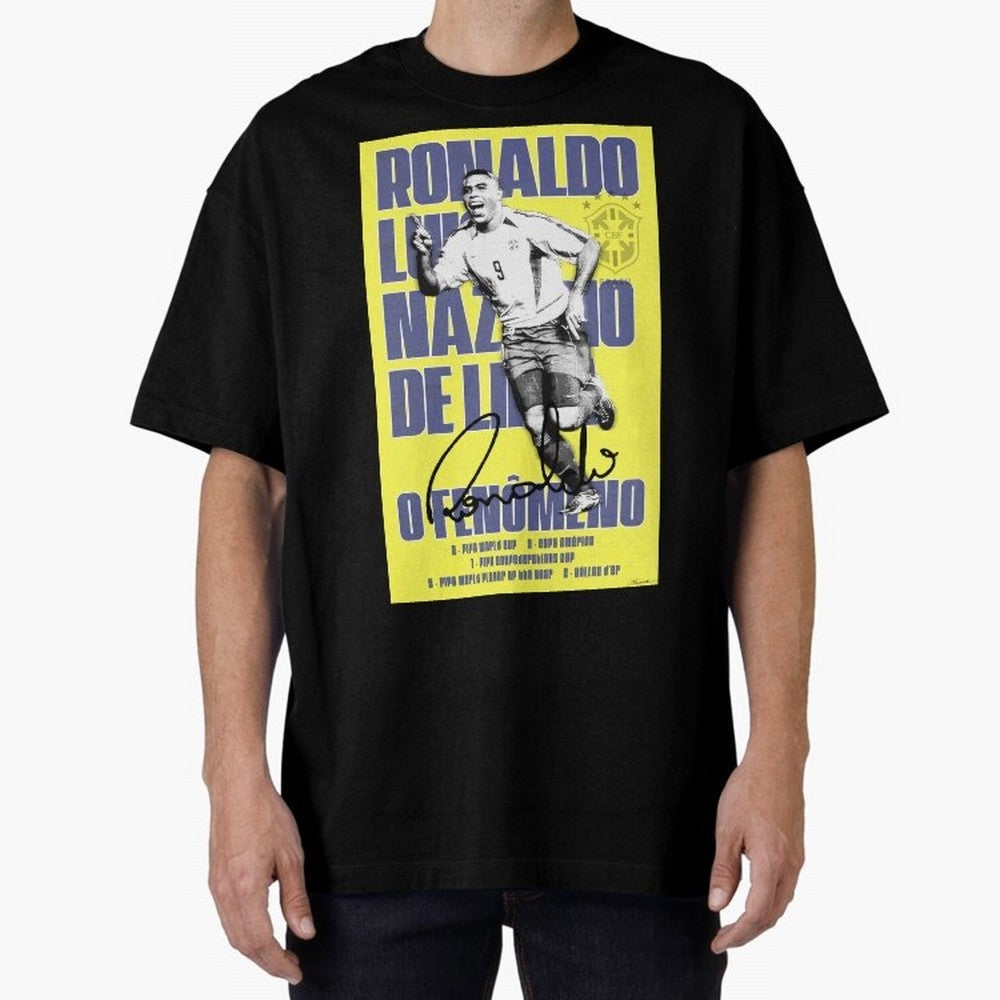 R9 Ronaldo Nazario Poster Oversized T-Shirt Fuel Global Football Passion for FIFA World Cup 2026, Capturing CR7 and Messi, Spain, Football History, Final Match Energy, Crowd Noise and Once in a Lifetime Moments; Built for Supporters Chasing Trophy