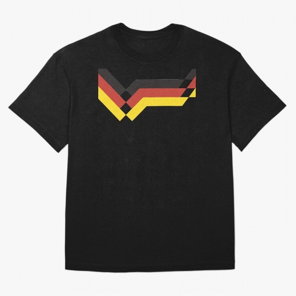 Germany Oversized T-Shirt Celebrate the Next Chapter of Global Football Passion for FIFA World Cup 2026, with CR7, Germany, Stadium Memories, Football Loyalty, International Chants and Championship Tradition; Perfect for Supporters Who Want Bold
