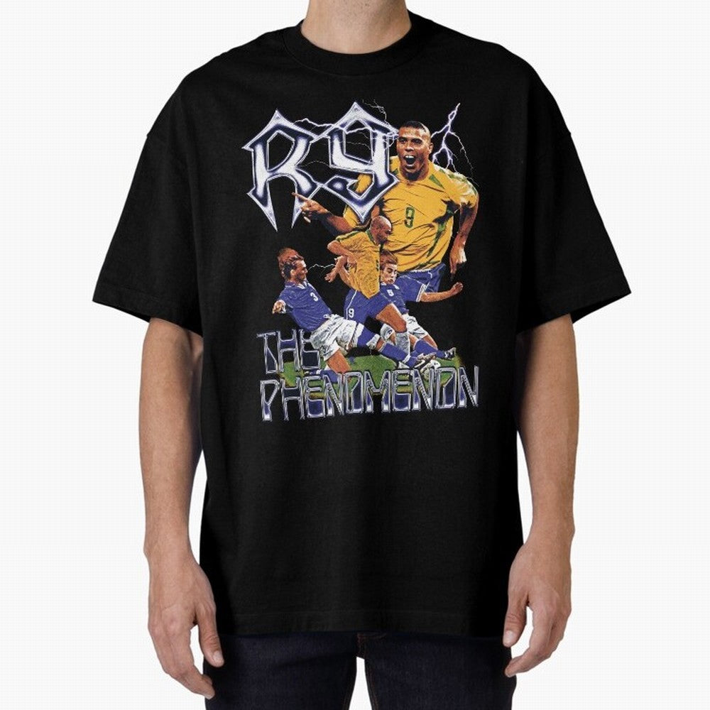 R9, The Phenomenon Oversized T-Shirt Celebrate the Stars of FIFA World Cup 2026 for Fans of CR7 and Portugal, Spain and Germany, Bringing Sports Nostalgia, International Competition, Famous Players and Unforgettable Victories; Ideal for Fans Who
