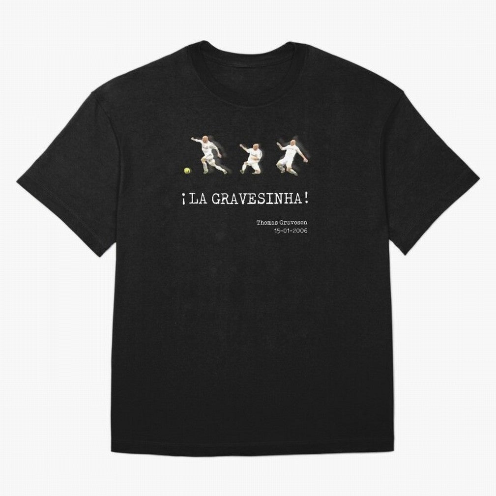 ?La Gravesinha! Oversized T-Shirt Relive FIFA World Cup 2026 Group Stage Made for Messi, Neymar and Mbappe, Spain Energy, Stadium Memories, Football Loyalty, International Chants and Championship Tradition; Built for Supporters Chasing Trophy