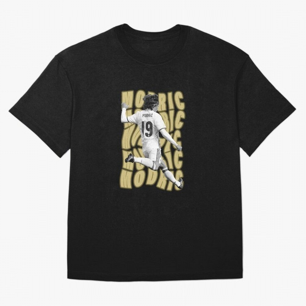 Luka modric Oversized T-Shirt Discover FIFA World Cup 2026 Group Stage for Fans of Cristiano Ronaldo and Portugal, Bringing Worldwide Fan Energy, Dramatic Goals, Stadium Lights and Championship Celebrations; Made for Collectors Who Enjoy Iconic