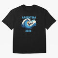 Camiseta y Calcoman¨ªa Argentina - Dise?o Bandera Albiceleste para Hinchas. Oversized T-Shirt Feel the Trophy Chase of FIFA World Cup 2026 Group Stage for Fans of Messi and Spain, Bringing Football Passion, Legendary Performances, Festival Vibes